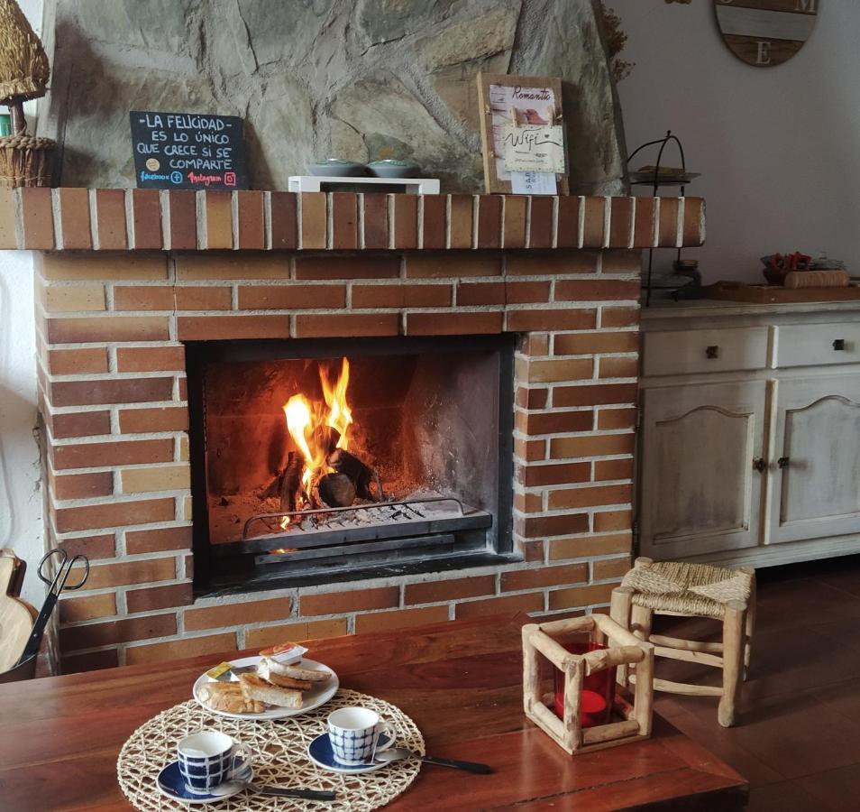 Al Viento, Alojamiento & Turismo Rural Pradena Del Rincon ภายนอก รูปภาพ