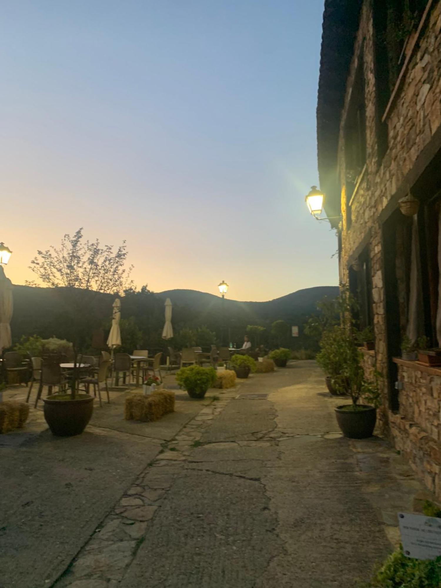 Al Viento, Alojamiento & Turismo Rural Pradena Del Rincon ภายนอก รูปภาพ