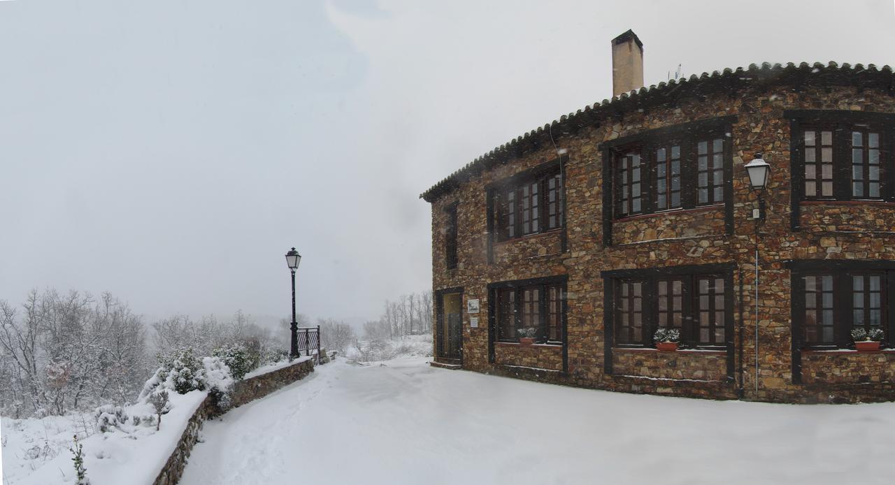Al Viento, Alojamiento & Turismo Rural Pradena Del Rincon ภายนอก รูปภาพ